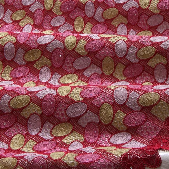 Guipure red-pink
