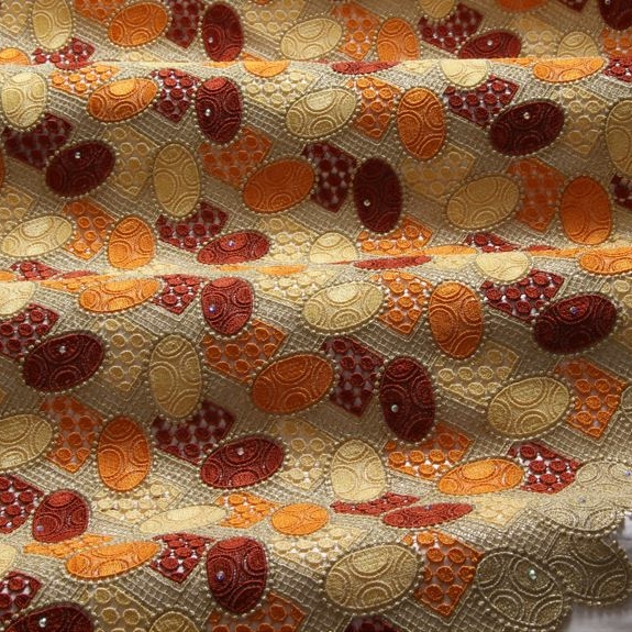 Guipure gold-copper