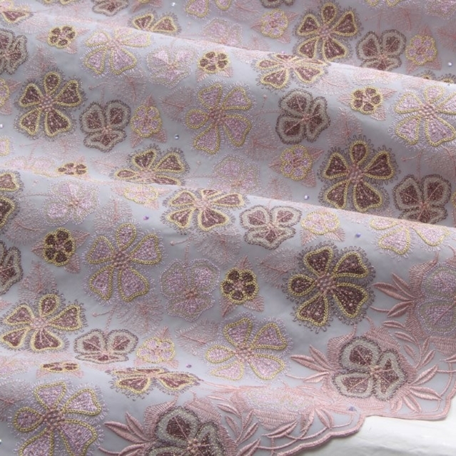 Embroidery lightgrey-pink