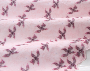 Embroidery rosé