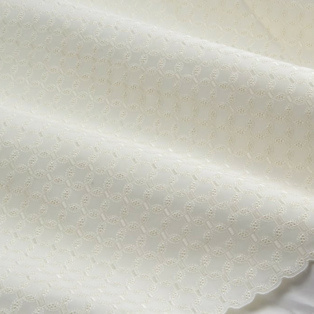 Polished Cotton cream