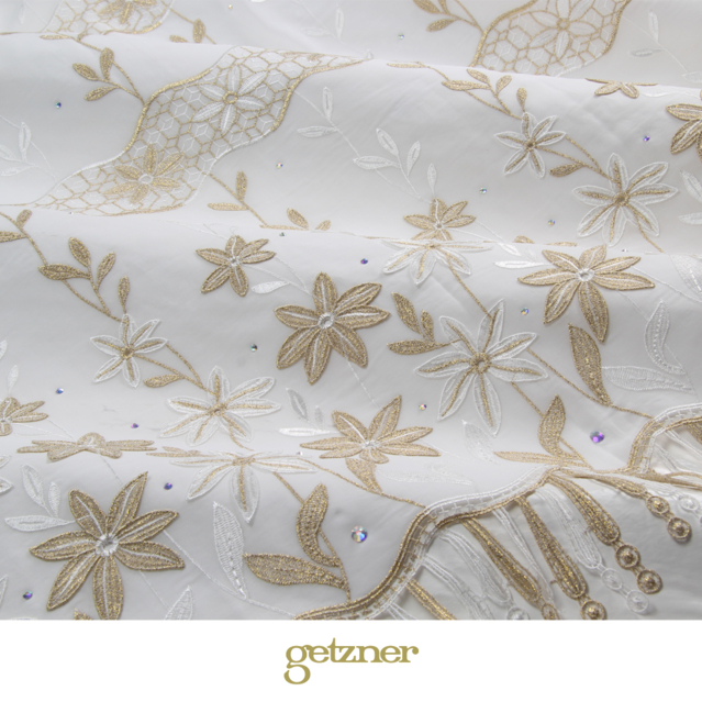Embroidery white-gold