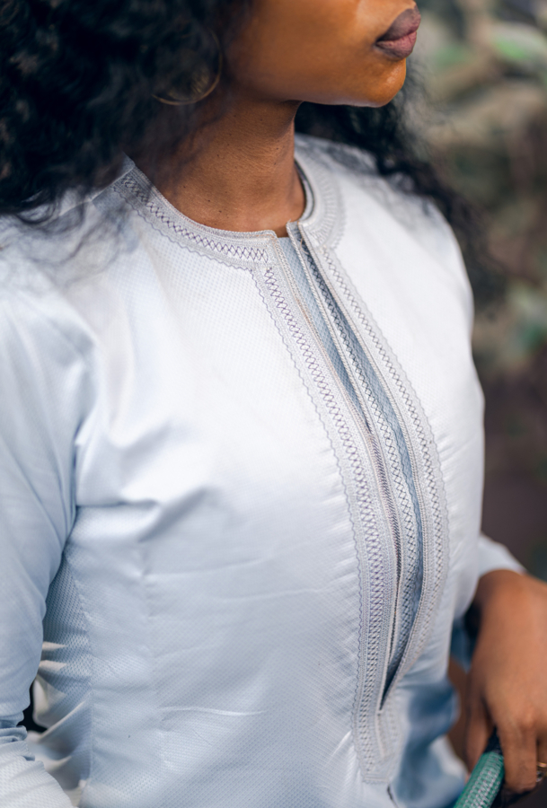 Damen Boubou in Fokus